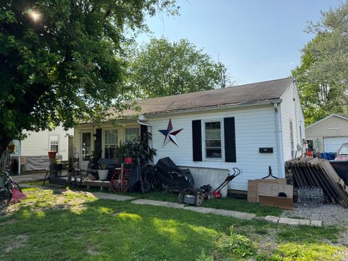585 Florence Ave, Sabina, OH, 45169-1046 | Card Image