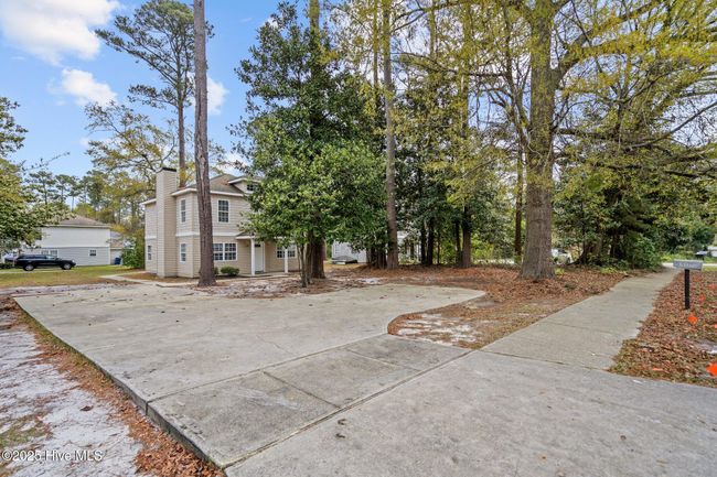 3909 Wilshire Blvd, House other with 4 bedrooms, 3 bathrooms and null parking in Wilmington NC | Image 42