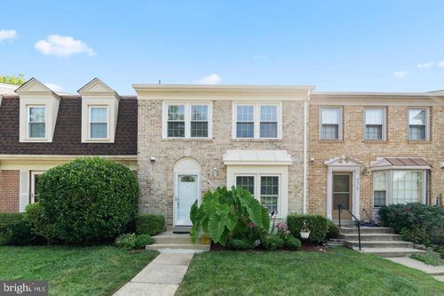 5510 La Cross Ct, Fairfax, VA, 22032-4025 | Card Image