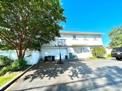 3058 Susan Road, House other with 4 bedrooms, 2 bathrooms and null parking in Bellmore NY | Image 1