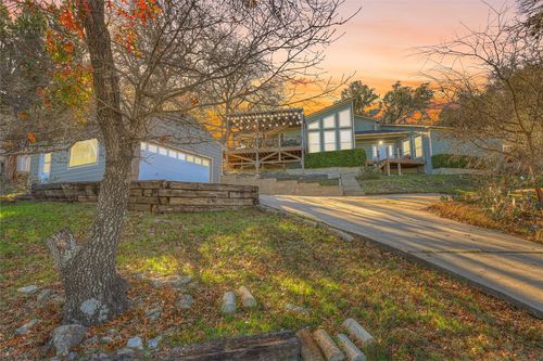 1518 Lakeside Dr W, Canyon Lake, TX, 78133-5800 | Card Image