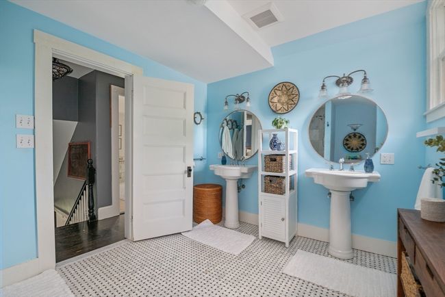 23 Everett St, House other with 4 bedrooms, 4 bathrooms and 3 parking in Sherborn MA | Image 34