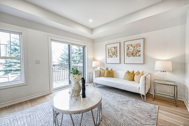 170 Boadway Cres, House attached with 3 bedrooms, 3 bathrooms and 2 parking in Stouffville ON | Image 6