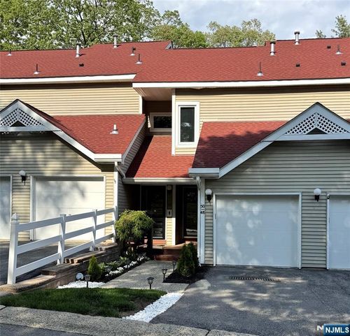 50 Red Oak Ter, Oak Ridge, NJ, 07438-9189 | Card Image