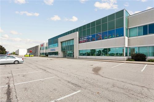 1-3500 Laird Rd, Mississauga, ON, L5L5Y4 | Card Image