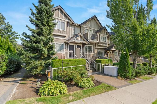 228-368 Ellesmere Ave, Burnaby, BC, V5B3S9 | Card Image