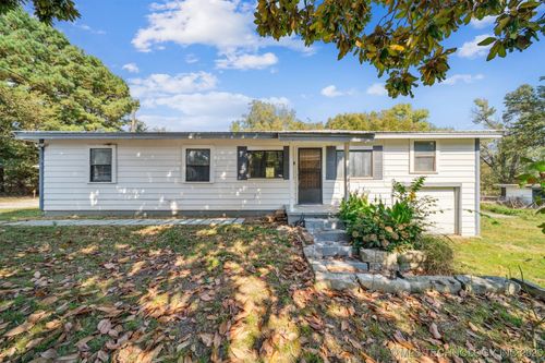 6122 E 83rd St N, Fort Gibson, OK, 74434-4750 | Card Image