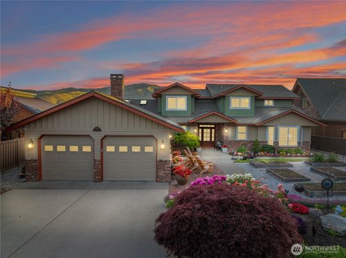 127 Bella Ln, Manson, WA, 98831-5830 | Card Image