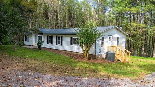 921 Maple Grove Church Rd, Hays, NC, 28635-8072 | Card Image