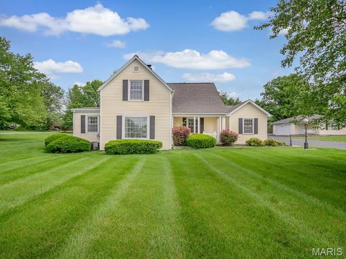2525 Mulligan Ln, Belleville, IL, 62220-5003 | Card Image