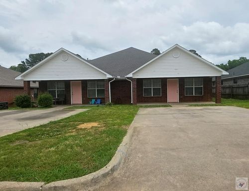 208-206-208 Apache Trl, Texarkana, TX, 75501-2696 | Card Image