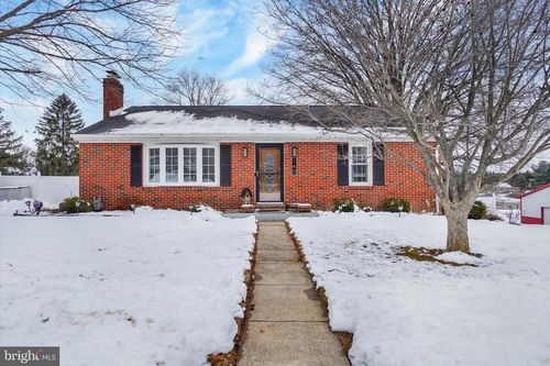 140 Bond St, NEW FREEDOM, PA, 17349-9659 | Card Image