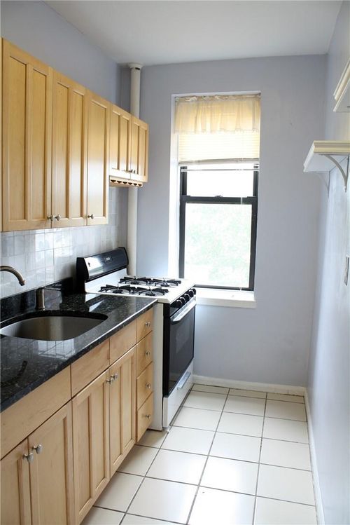 apt-5c-210 Martine Ave, White Plains, NY, 10601-3430 | Card Image