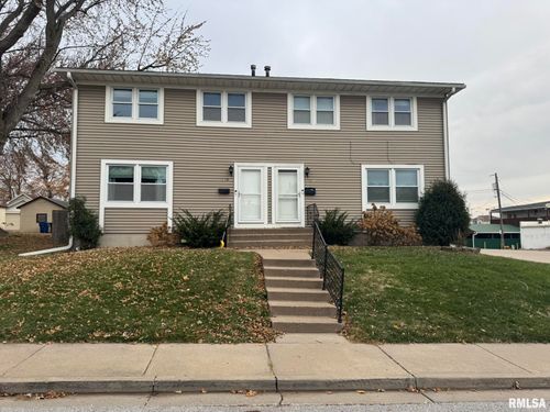 1728 Taylor St, Davenport, IA, 52804-3731 | Card Image
