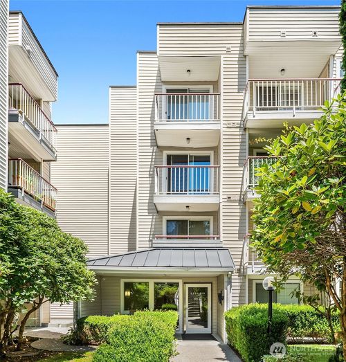 apt-a106-130 Ne 95th St, Seattle, WA, 98115-2021 | Card Image