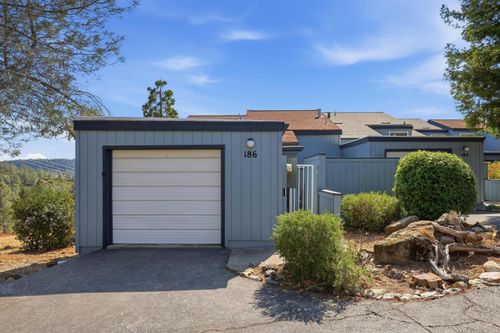186 Normandy Ct, Grass Valley, CA, 95945-5644 | Card Image