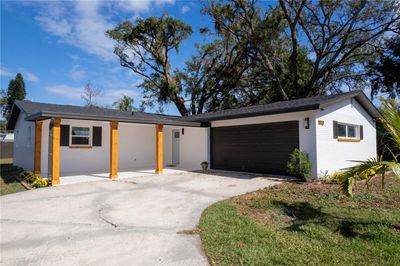 912 Hillside Terrace, House other with 3 bedrooms, 2 bathrooms and null parking in Brandon FL | Image 1