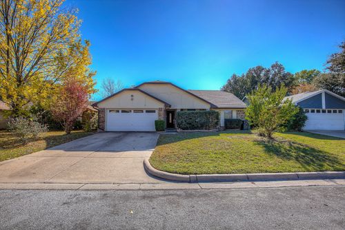 420 Revolution Ln, Arlington, TX, 76002-2875 | Card Image