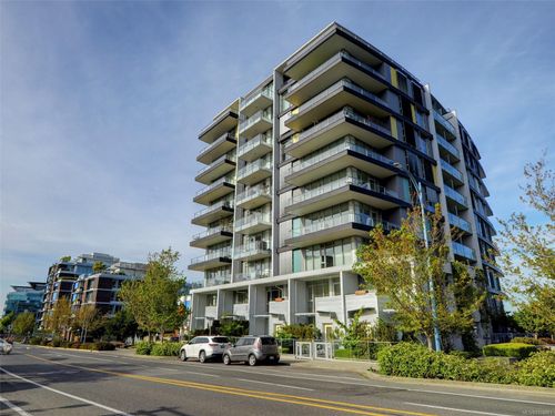102-379 Tyee Rd, Victoria, BC, V9A0B4 | Card Image