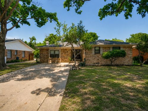 1708 Cordell St, Denton, TX, 76201-2565 | Card Image