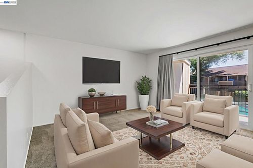 104-8975 Alcosta Blvd, San Ramon, CA, 94583-4021 | Card Image