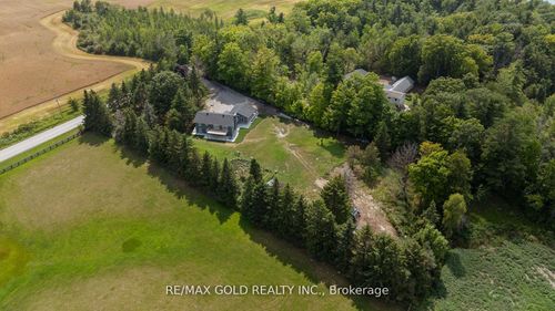 6820 16th Side Rd, Schomberg, ON, L0G1T0 | Card Image