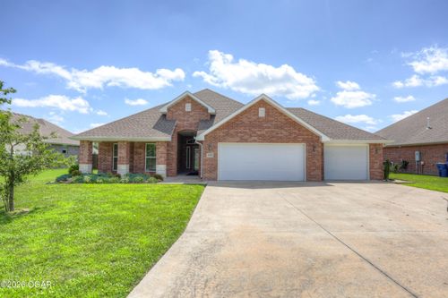 1513 Isabella Ln, Webb City, MO, 64870-7700 | Card Image