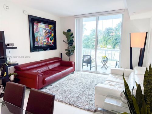 903-253 Ne 2nd St, Miami, FL, 33132-2290 | Card Image