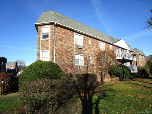 apt-128-20 Daley Pl, Lynbrook, NY, 11563-2203 | Card Image