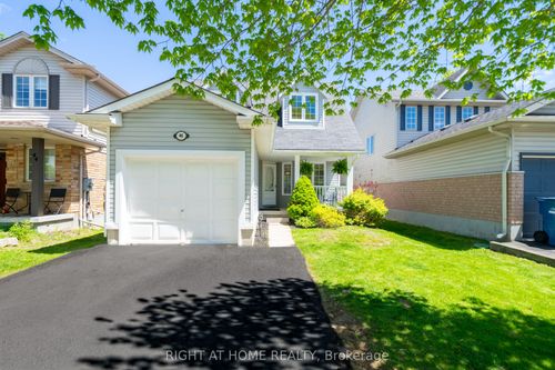 46 Waxwing Cres, Guelph, ON, N1C1E3 | Card Image