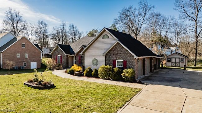 507 Windsor Drive, House other with 3 bedrooms, 3 bathrooms and null parking in Mineral Wells WV | Image 2