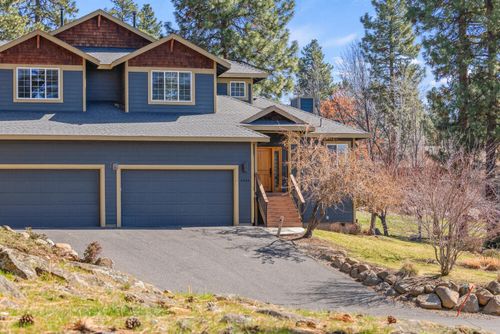 5006 Swallow Ct, Klamath Falls, OR, 97601-9141 | Card Image