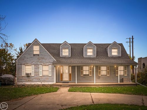 11025 16 1/2 Mile Rd, Sterling Heights, MI, 48312-2003 | Card Image
