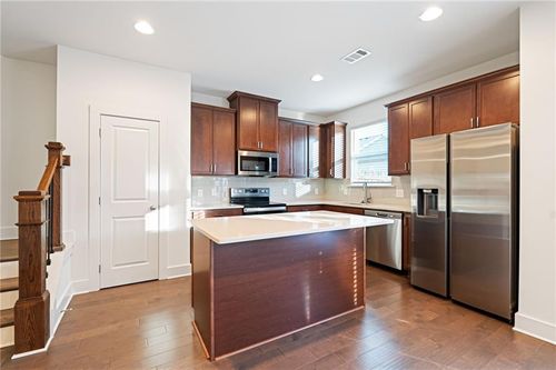 6395 Shalks Crossing Dr, Lithonia, GA, 30058-2519 | Card Image