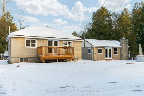 19 Burnett Shore Rd, Fenelon Falls, ON, K0M1N0 | Card Image