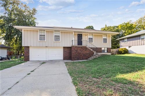 306 Sw Sunset Dr, Lee's Summit, MO, 64081-2306 | Card Image