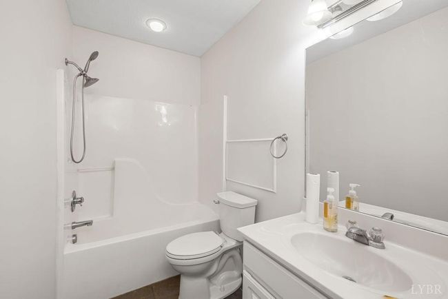 1036 Middle View Dr, Townhouse with 3 bedrooms, 3 bathrooms and null parking in Forest VA | Image 29