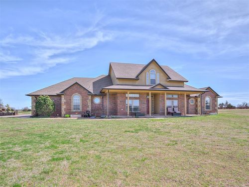 2052 E Trail Dr Nw, Piedmont, OK, 73078-9649 | Card Image