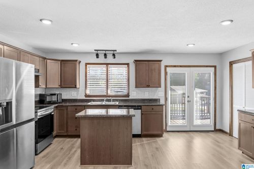 100 Hann Dr, BIRMINGHAM, AL, 35215-8110 | Card Image