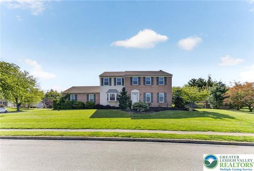 3920 Danberry Dr, Easton, PA, 18045-5583 | Card Image