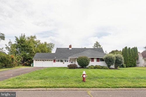 28 Rust Hill Rd, LEVITTOWN, PA, 19056-2312 | Card Image