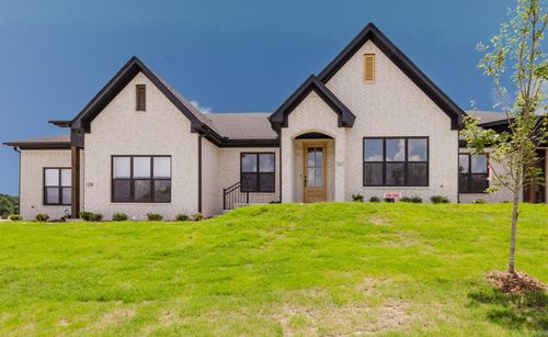 205 Edgewood Cir, Little Rock, AR, 72223-4971 | Card Image