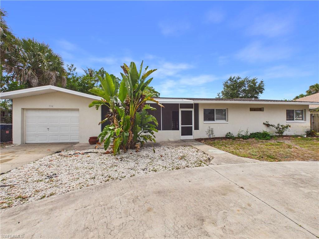 Residential in NORTH FORT MYERS 5