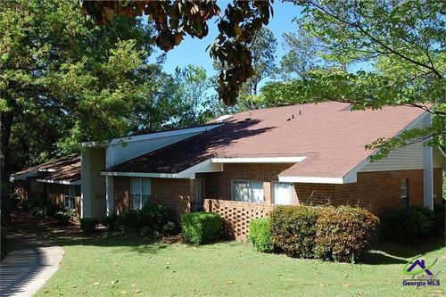 106 Westcliff Cir, Warner Robins, GA, 31093-8865 | Card Image
