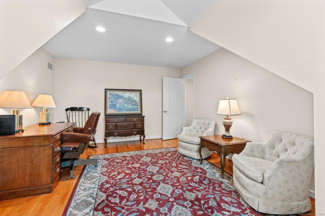 2 Charles Ct, Condo with 3 bedrooms, 3 bathrooms and null parking in Suffield CT | Image 32