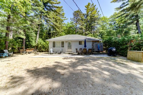 35 Lakeside Dr, Tiny, ON, L0L2T0 | Card Image