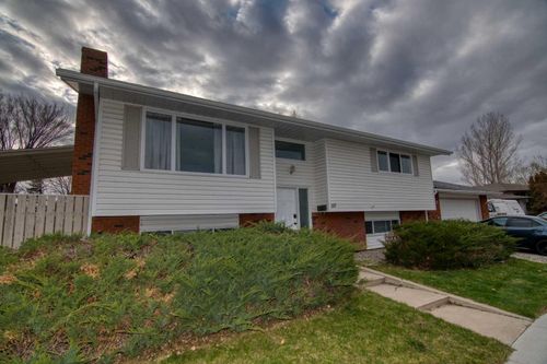197 Oxford Rd W, Lethbridge, AB, T1K4V6 | Card Image