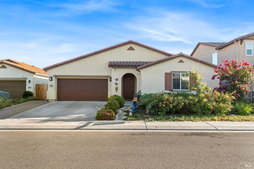 1515 Tuskegee Ct, Dixon, CA, 95620-9336 | Card Image