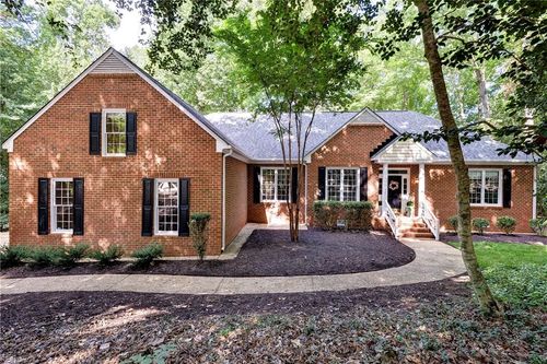 112 Butler, Williamsburg, VA, 23188-9104 | Card Image