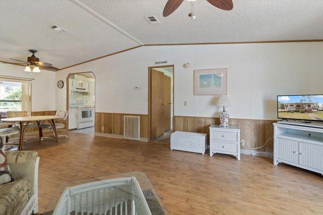 6890 W Hamill Ct, House other with 3 bedrooms, 2 bathrooms and null parking in Homosassa FL | Image 8